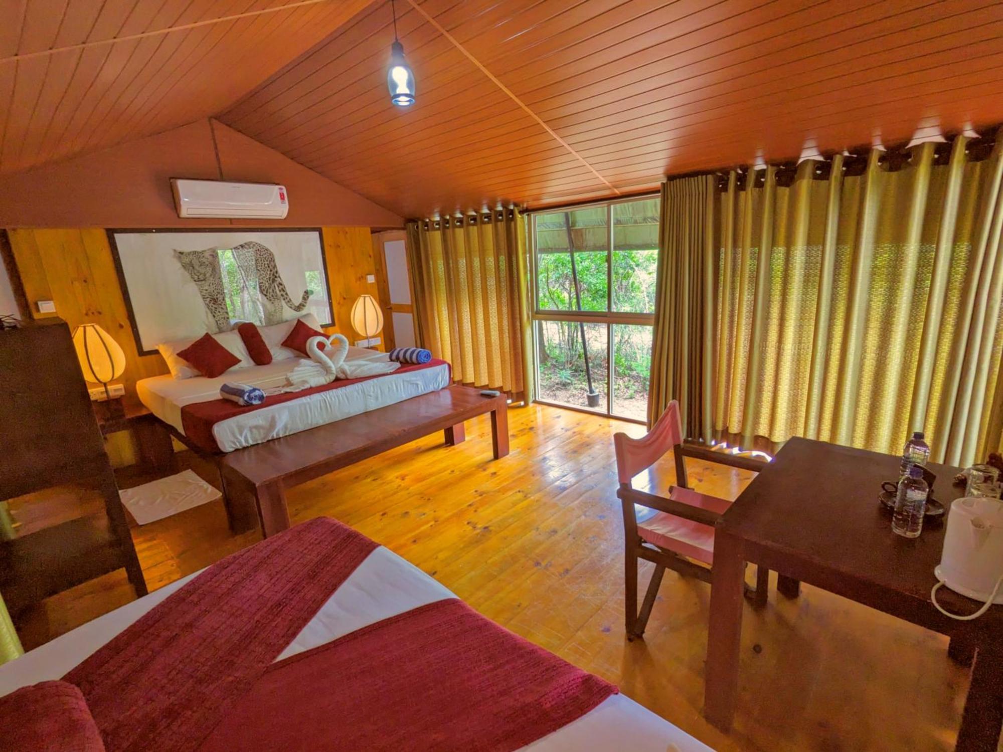 Yala Hotel Lion -Air Conditioned High Luxury Safari Camp エクステリア 写真